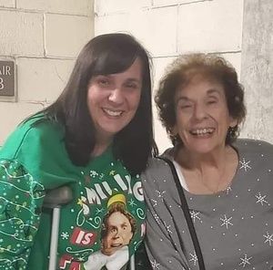 Meet your Posher, Carolyn